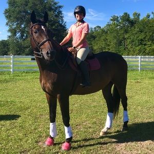 Meet your Posher, Emily